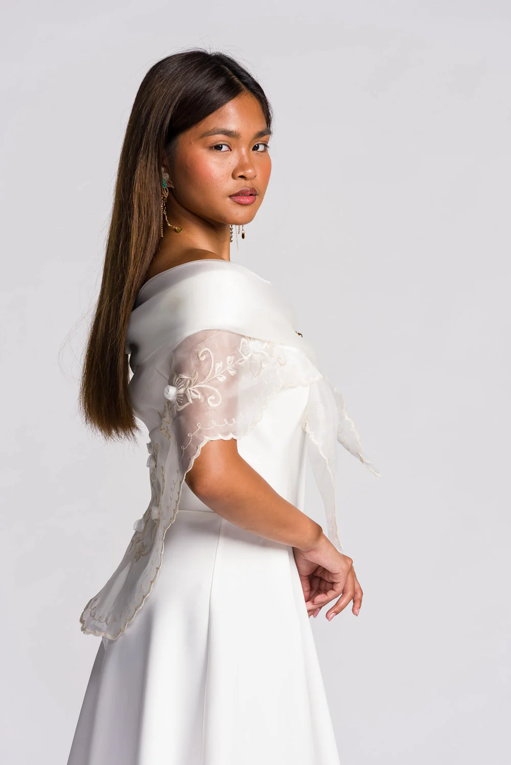 'Maria Clara' Filipiniana Alampay (Ivory White) - Image 5