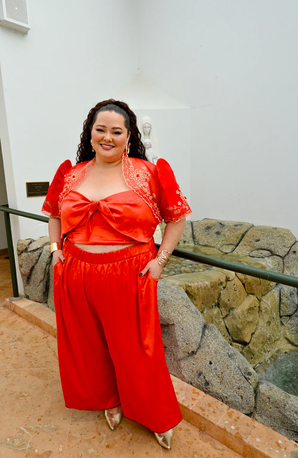 'Luisa' Bolero Filipiniana Sleeves (Red) - Image 12