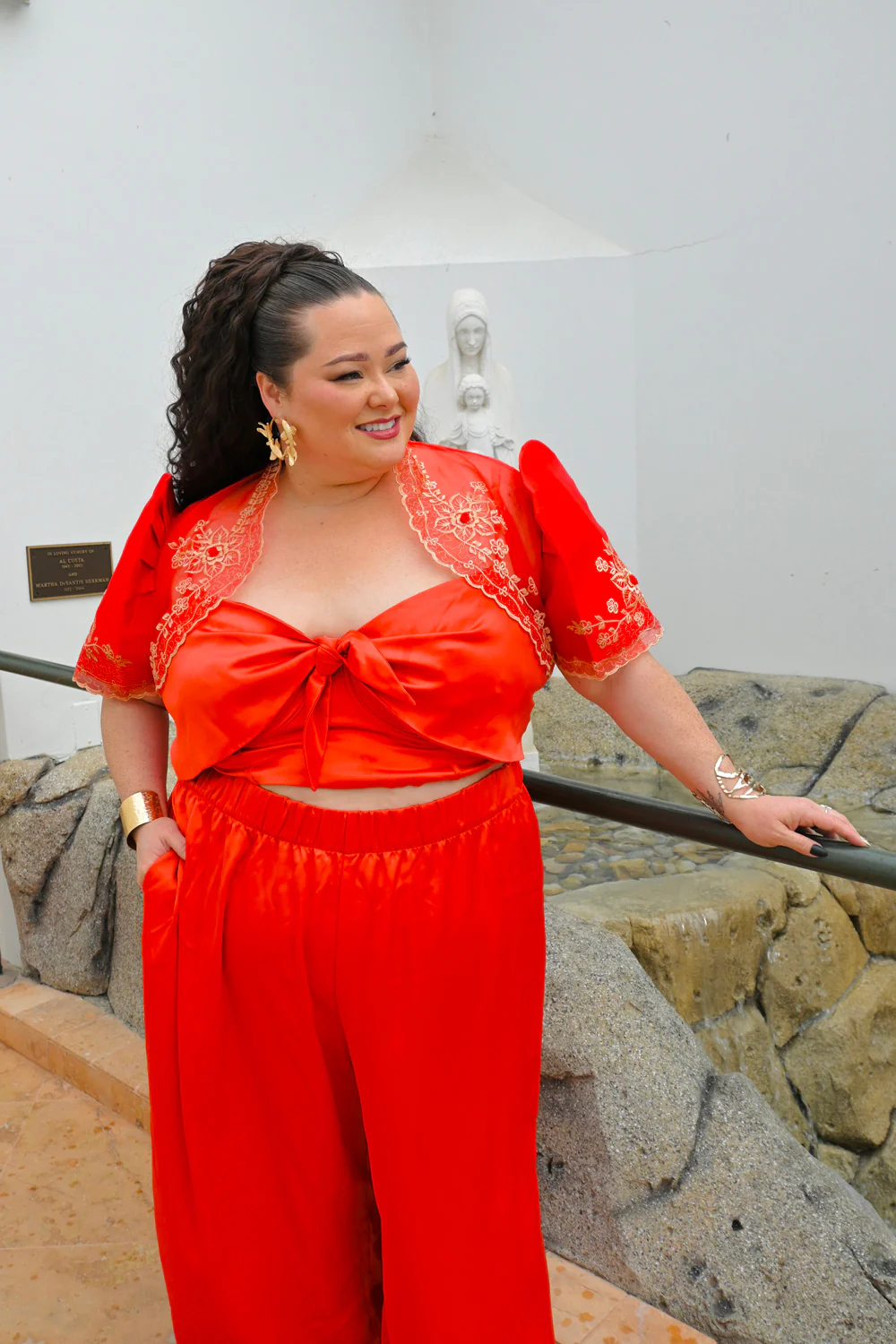 'Luisa' Bolero Filipiniana Sleeves (Red) - Image 18