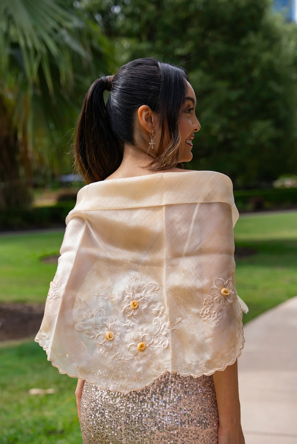 'Maria Clara' Filipiniana Alampay (Beige) - Image 8