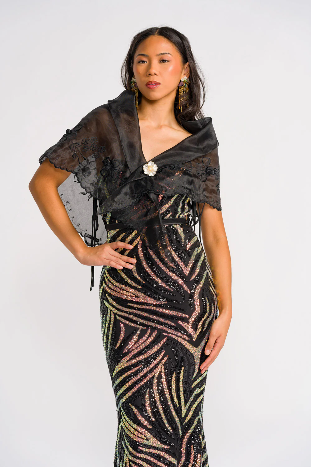 'Maria Clara' Filipiniana Alampay (Midnight Black) - Image 9