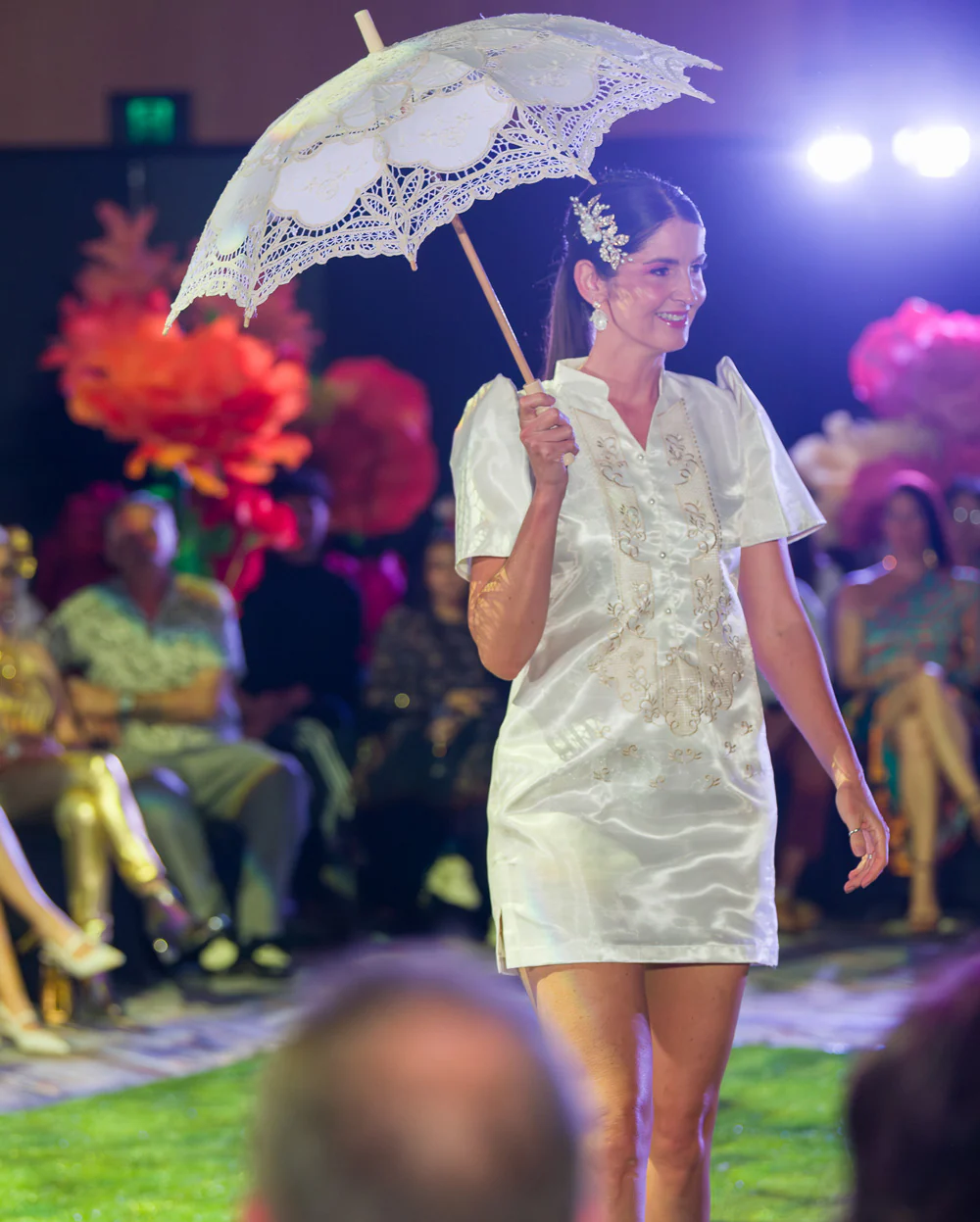 'Payong' Lace Parasol (Cream Beige) - Image 13